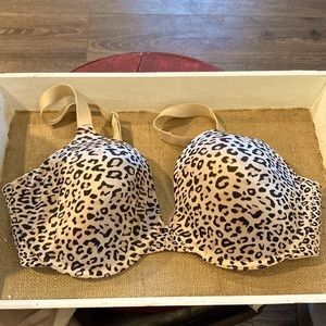 Baby leopard print bra,‎ size 40d